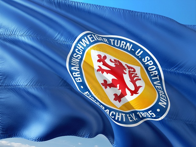 轻巨星的高 轻巨星的高