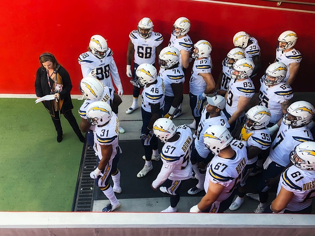 西媒曝光內馬爾辱華視頻 或將面臨至少10場的禁賽重罰.